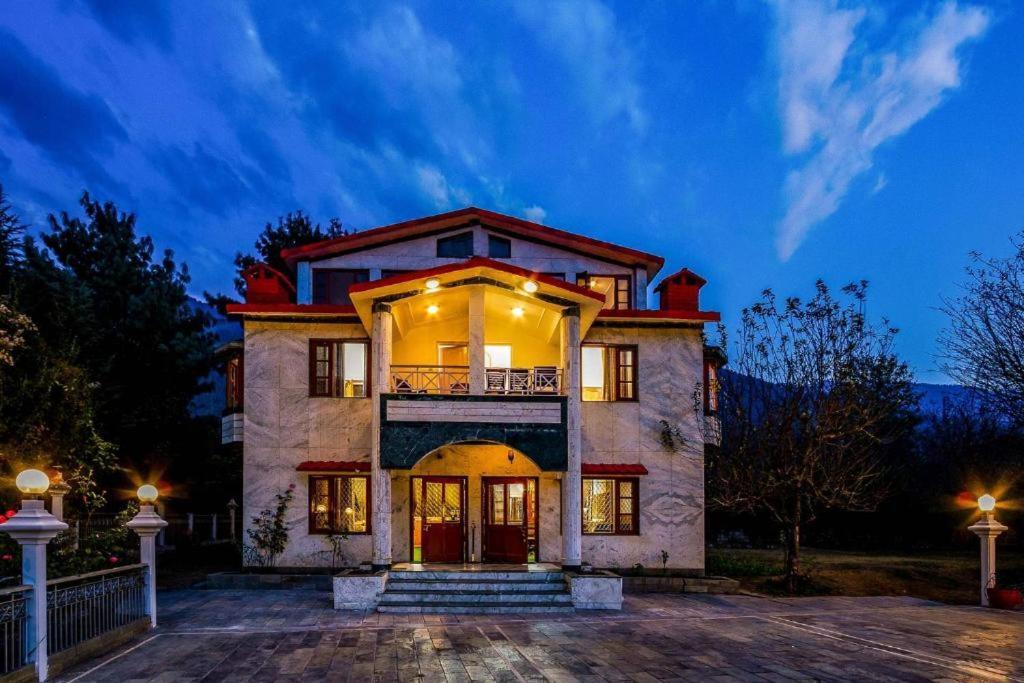 White Mist Manali Hotel Bagian luar foto
